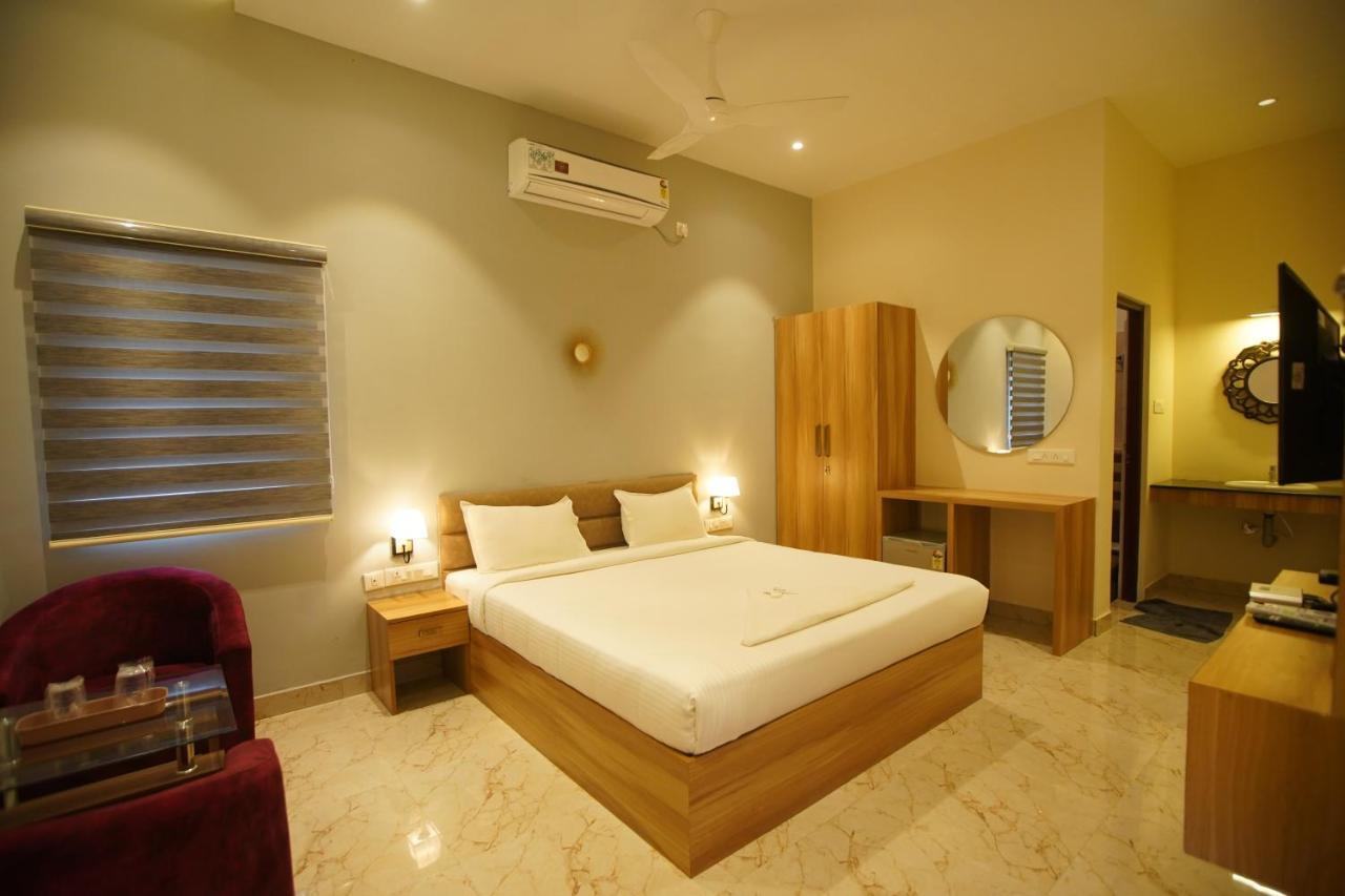Hotel Psy Mettuppālaiyam Buitenkant foto