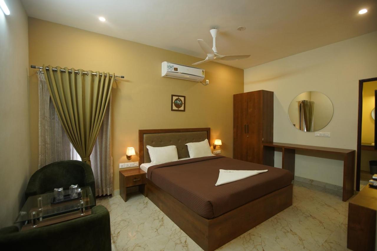 Hotel Psy Mettuppālaiyam Buitenkant foto