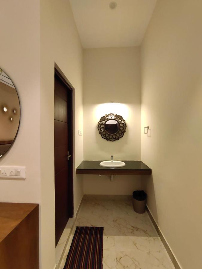 Hotel Psy Mettuppālaiyam Buitenkant foto